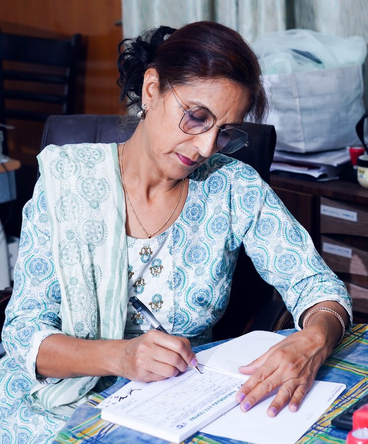 Dr. Jitender Kaur